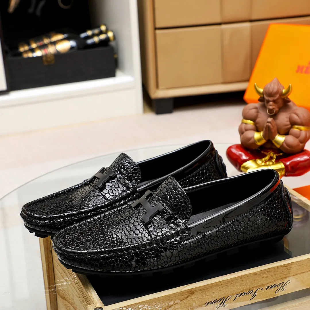 Men's shoes 💰360 🕷🕷【HERMES】The same style as Hermès counters🇨🇳Classic slip-on shoes 1:1 mold opening💯Original quality🍓Using imported first-layer cowhide🍅Pigskin lining🌶🌶Super high-end men's leather shoes🇨🇳Solid and stable Very special🍇 Color, optional! Code number 38-44……